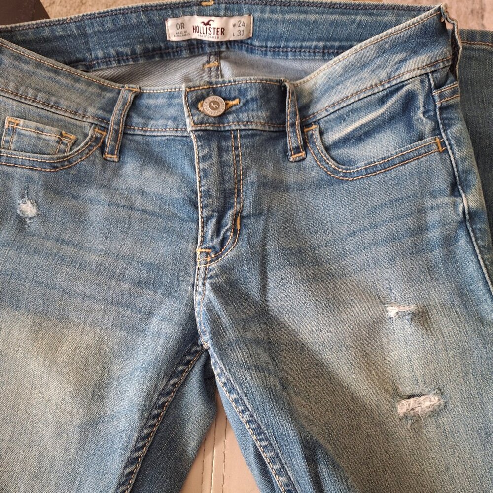 Hollister Size 0 Regular Waist 24 Length 31 Jeans